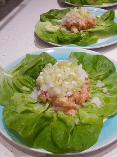Una foto de Tartar de salmón o atún