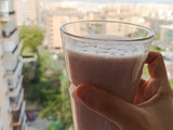 Batido proteico de fresa y plátano