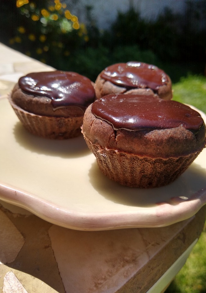 Una foto de Muffins de chocolate veganos sin tacc