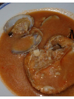 Una foto de Sopa de merluza