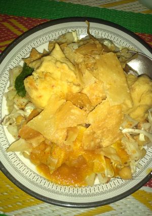 A picture of Papri chat.