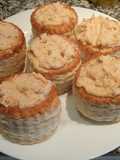 Volovanes o tartaletas rellenas de atún y surimi