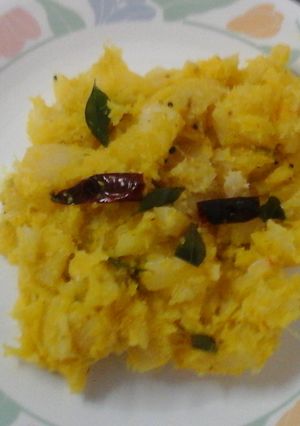 A picture of Kappapuzhuku (cooked tapioca).