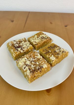 Una foto de Budín salado integral de repollo y zanahoria
