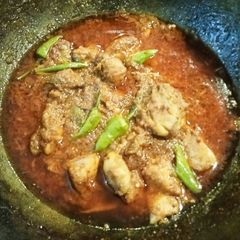 A picture of Chicken karahi.