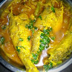 A picture of Fish curry.