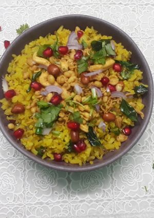 A picture of Indori Poha.