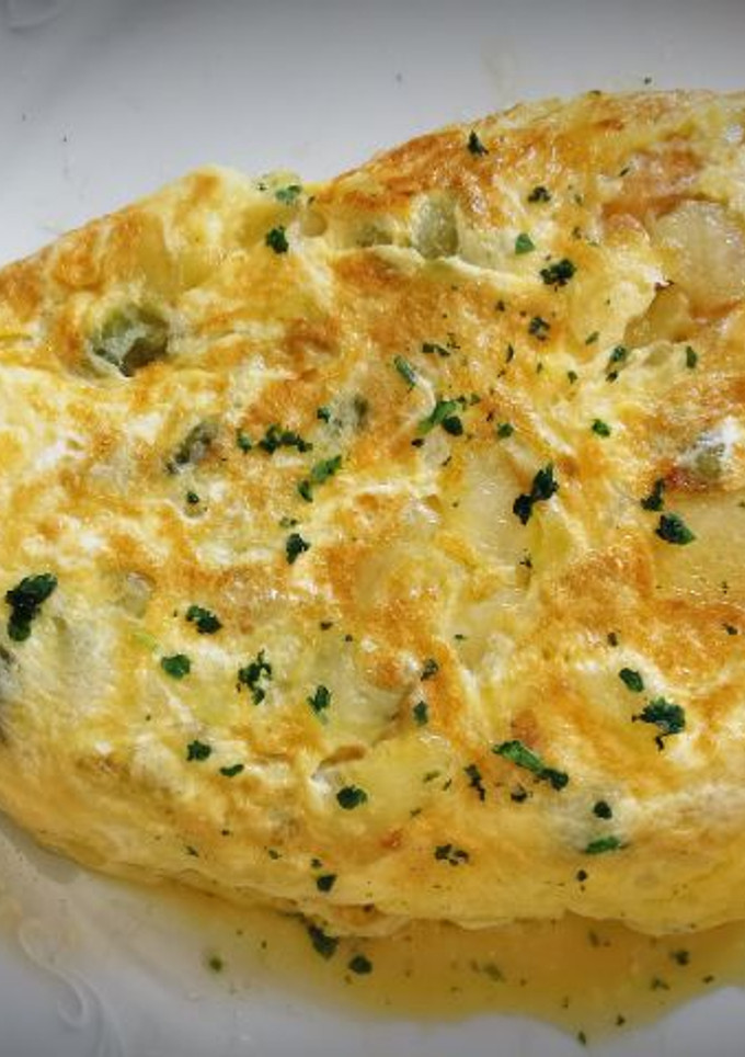 Una foto de Tortilla de Patatas estilo Josefina Sagardia Alzugaray