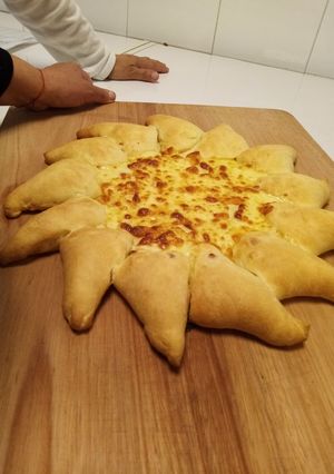 Una foto de Sol con trocitos de queso 🌞🧀