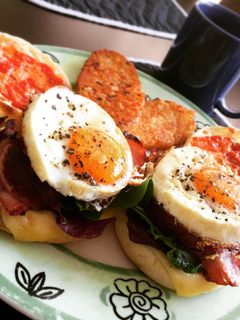 A picture of Egg & Bacon Muffins.