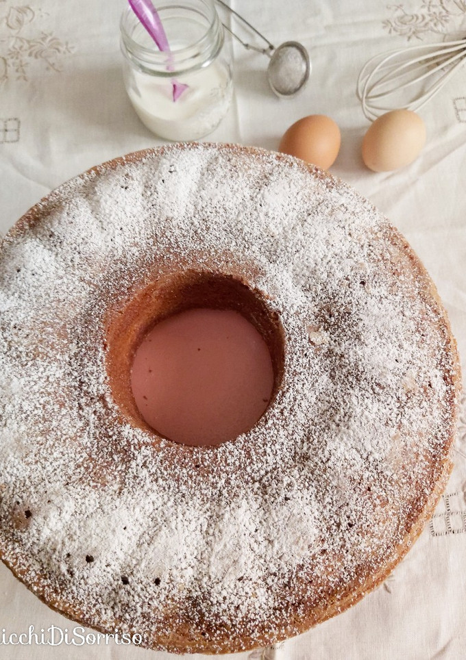 Foto di Ciambellone soffice allo yogurt