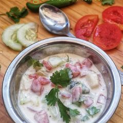 A picture of Vegetable raita.