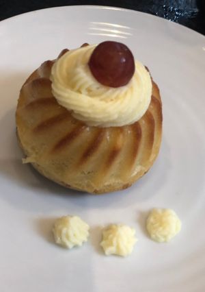 O poză a rețetei Babà napoletano alla pasticera.