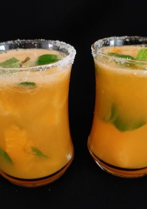 A picture of Orange mojito.