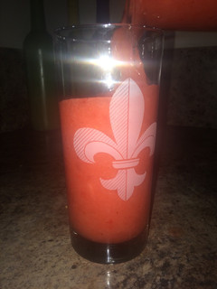 A picture of Non-dairy strawberry smoothie🍓.