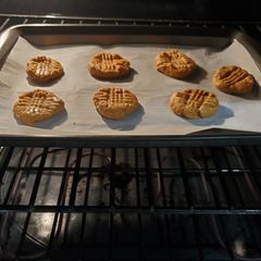 A picture of Peanut Butter Protein Cookies.