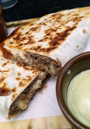 Una foto de Quesadilla mexicana de carne