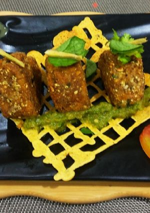 A picture of Mix dal ke kebab.