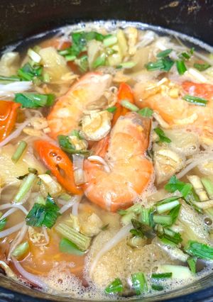 Hình của món Canh Chua Tôm Càng Sông.