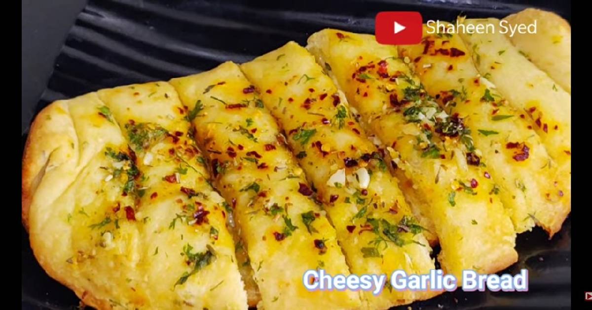 Cheese garlic bread Recipe by Shaheen Syed Cookpad
