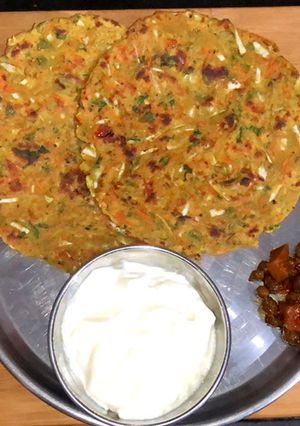 A picture of Sorghum masala roti.