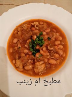 صورة لوصفة لوبيا تفصاص بالبصل والطماطم