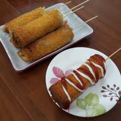 A picture of Corndog Roti Tawar.