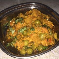 Lili Haldal nu Sak Kacchi Haldi ki Sabji A picture of Lili Haldal nu Sak Kacchi Haldi ki Sabji.
