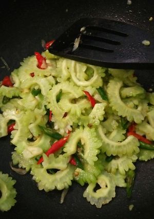 Foto resep Oseng Pare Pedas Simple