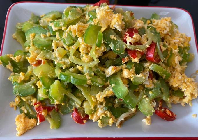 Yuk intip, Bagaimana cara membuat Pare Tumis Telur dijamin sesuai selera