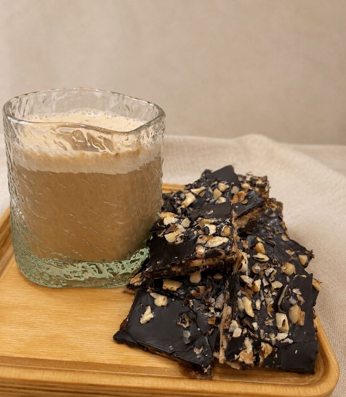 عکسی از دستور خرما بار (دسر رژیمی خرما)