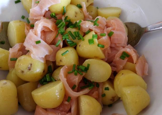 Recipe of Perfect Potato and smoked salmon salad