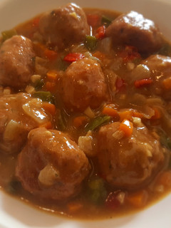 Una foto de Albóndigas al curry de madrás