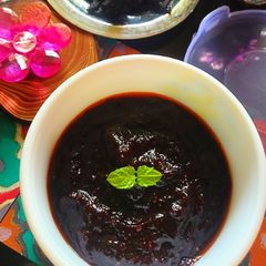 A picture of Kokum chutney.