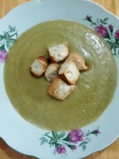 Una foto de Crema de arvejas