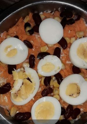 A picture of Delicious Salad.