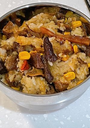 半筋牛肉油飯 的食譜成品照片
