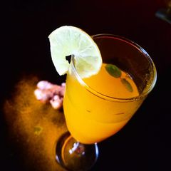 A picture of Turmeric ginger detox.