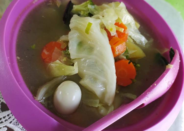 Cara Gampang Menyiapkan Sop Sayur Telur Puyuh, Lezat