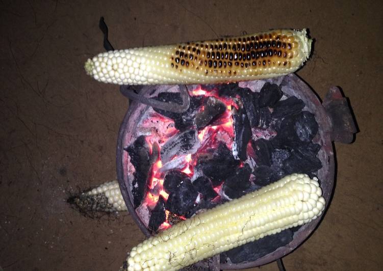 Roasted maize(mahindi Choma)