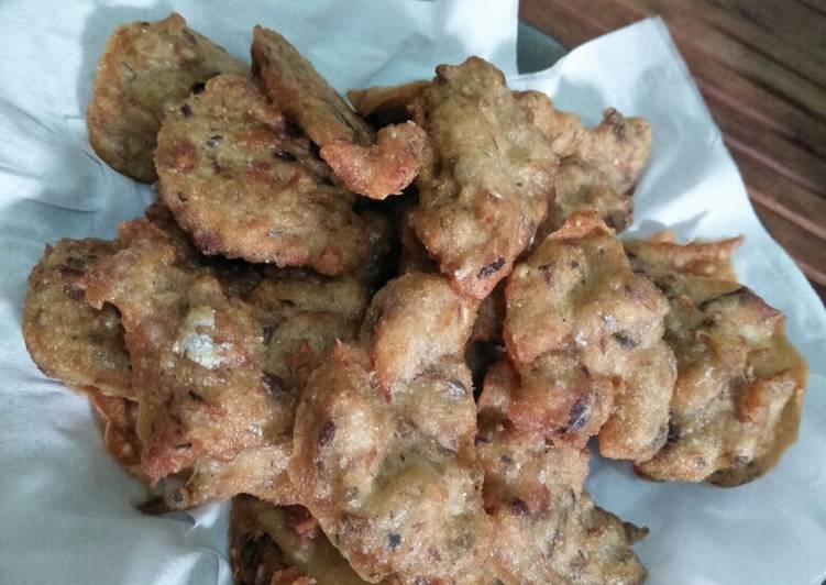 Gereh Remuk Goreng Tepung