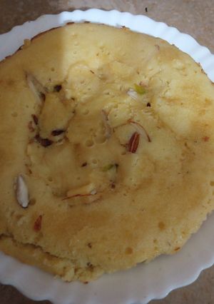 A picture of Honey cake.
