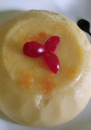 A picture of Custard pudding.