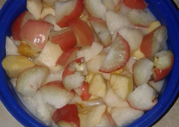 Sup buah seadanya๐จ๐๐๐