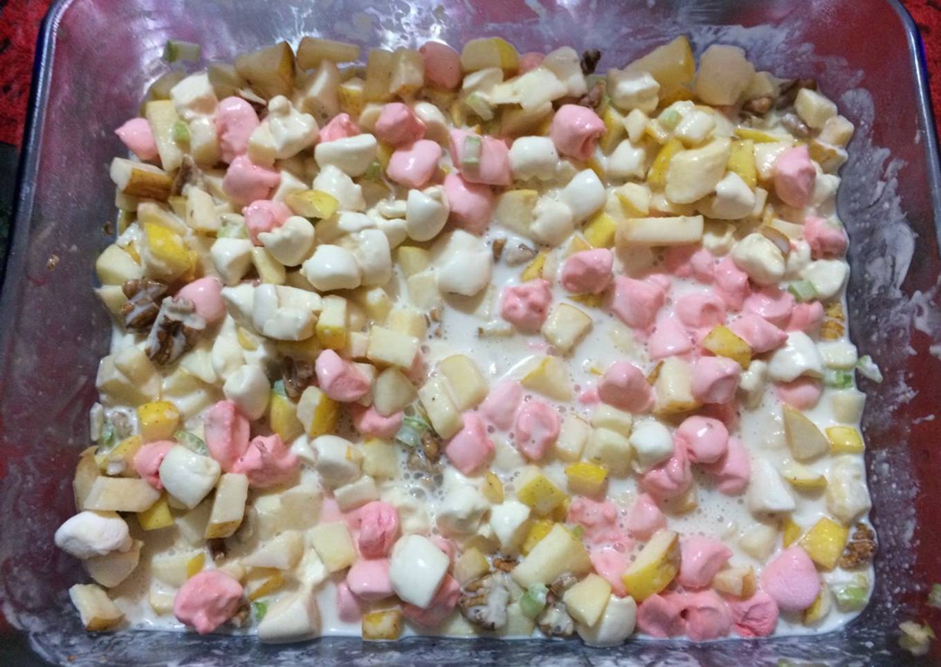 Ensalada de manzana navideña