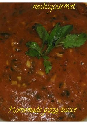 A picture of Homemade pizza sauce.
