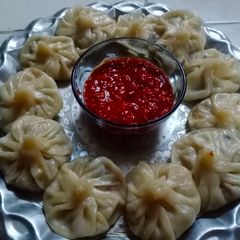 A picture of Momos.