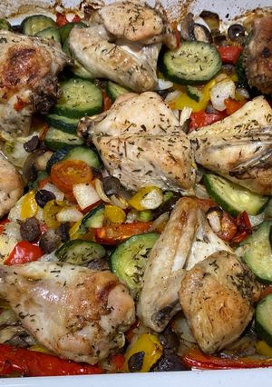 Csirke zöldségágyon recept fotója