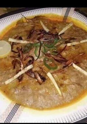 A picture of Haleem.