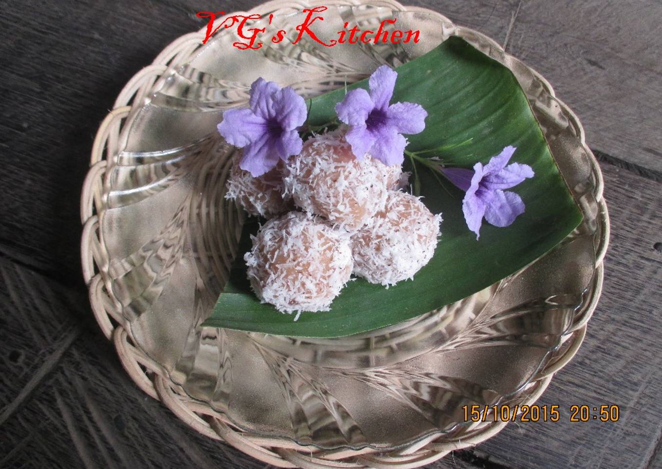 Boiled Banana Balls (EURIMOO)